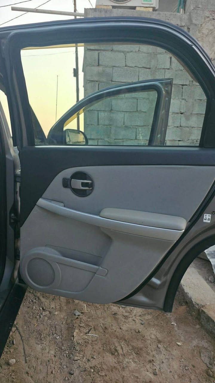 سلام عليكم ورحمه الله وبركاته اخواني الاعزاء سياره كوينكس موديل 2005 سياره رقم اربيل بسمي سنويه جديده هزه جديده السياره كفاله عامه كير مكينه كهربائيات كشر كله كفاله نظافه الغرفه 90% شرط التحويل اي جطل مابيها كلها عل وضع الشركه للبيع او المراوس السعر 70 وبي مجال للاستفسار رقمي ***********
