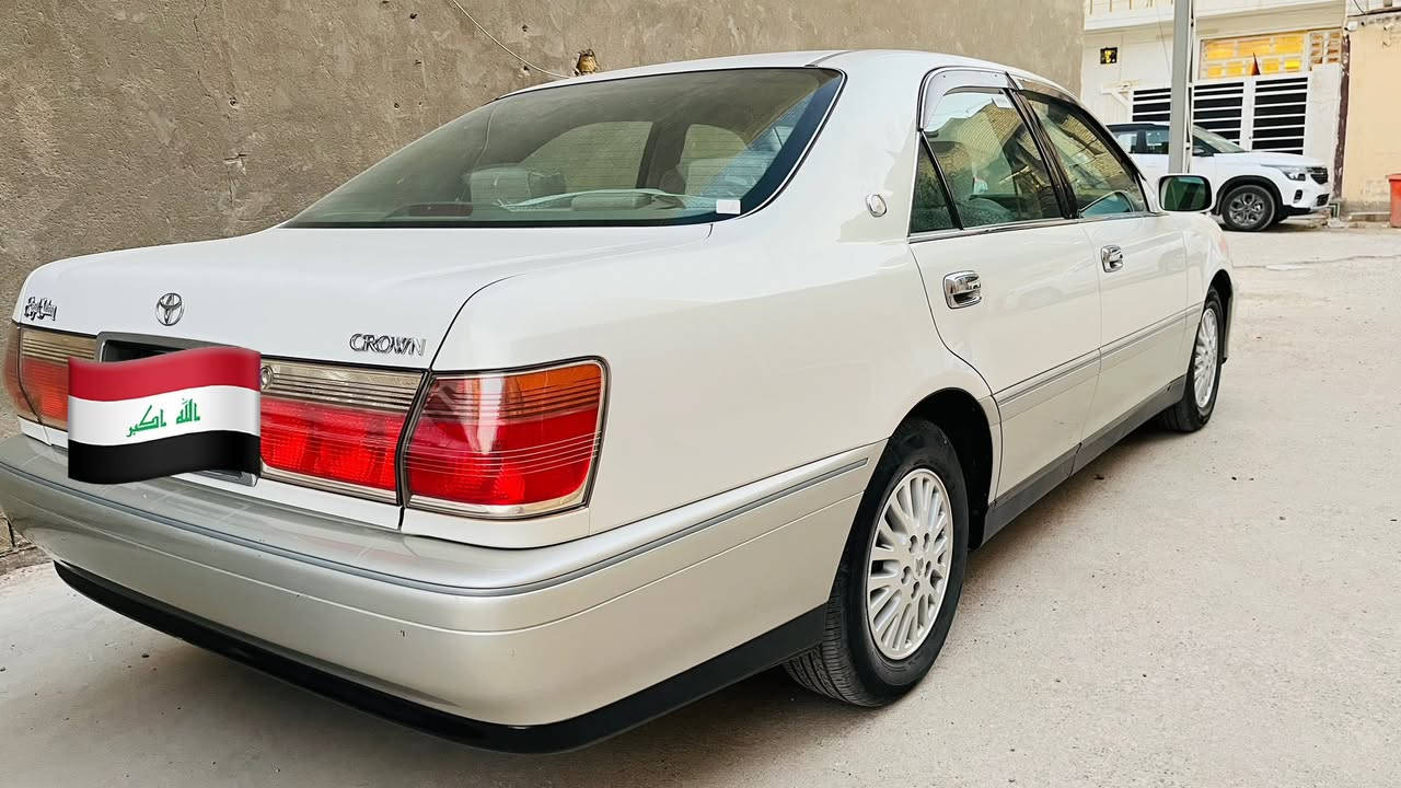 ﷽
السلام عليكم كراون  ((  ملكه)) حاوية كفالة✅
 
 موديل ( 2002)
مكينه. D4 الجبيرة
شاصي 75
كير مكينه حداديه  تايرات باتري كله جديد 
كفاله  كص وضربه 
سياره جديده كلش وجاهزه 

✅  ♕  المواصفات ♕
✅       : 3 دكم   :
✅ كشنات مخمل بيجي 
✅  كشنات 2 كهربائي
✅  مري شفط بلاد  
✅   دمام خلفي  
✅مثبت سرعه
✅ غرفة بيجي  وصاج ملكي 
✅ سيدي 6. اقراص 
✅ ستيرن كهربائي 
✅ برده خلفيه 
للتواصل الاتصال : ***********
