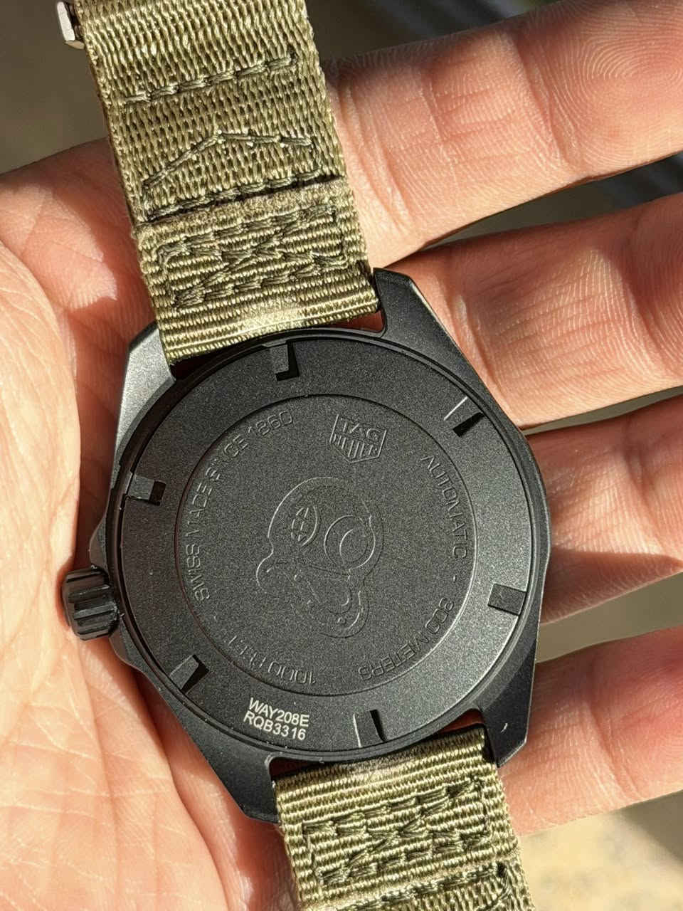 تاك هوير *********** ،، واتساب صورة المكينه هم موجودة
