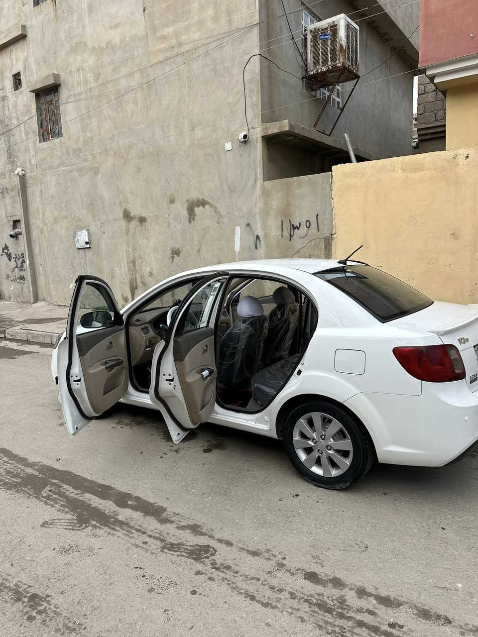 كيا ريو 2012 محرك16 سياره نضيفه سعرها خاص  ول سونار موجود يذا حاب شوفها مكانها موصل رقم اربيل جديد


**إذا كنت صاحب هذا الإعلان وتريد حذفه لأي سبب، رجاءا أرسل رسالة إلى الدعم الفني**