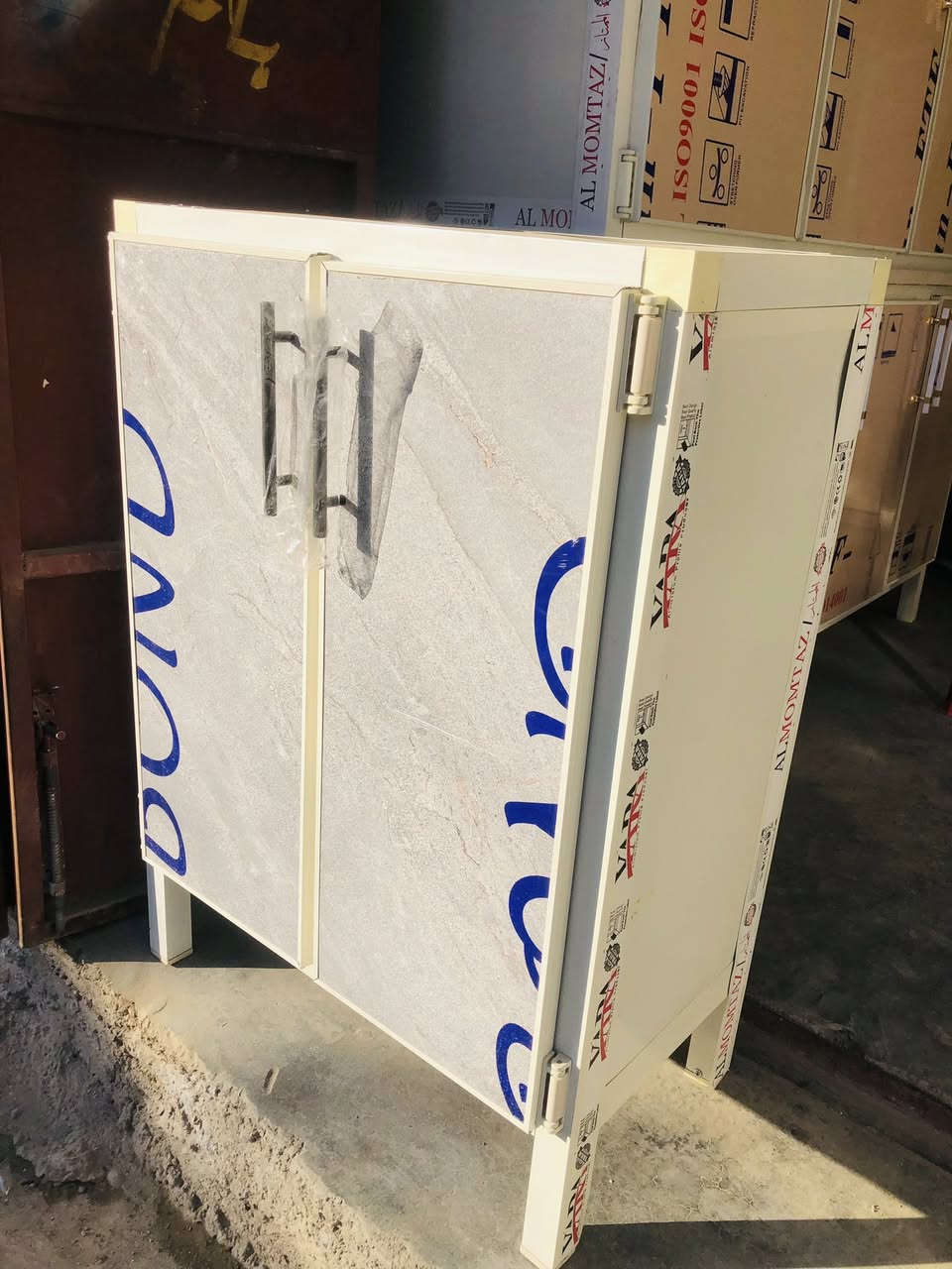 كاونترات شغل تفصال جديد ومستخدم

عنوان /جلولاء
استفسار /خاص
***********
