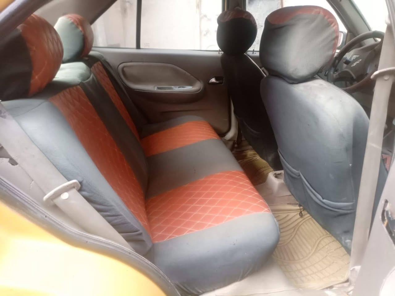 السلام عليكم سياره للبيع شيري كوين رقم بغداد الاماني ابلاد كلها مكينه وكير وحداده  كهربائيات ابلاد راعي متوفي مستمسكات عندي كفاله سرقه وعشائر مكان البصره خاص مفتوح مراوس السعر 15


**إذا كنت صاحب هذا الإعلان وتريد حذفه لأي سبب، رجاءا أرسل رسالة إلى الدعم الفني**