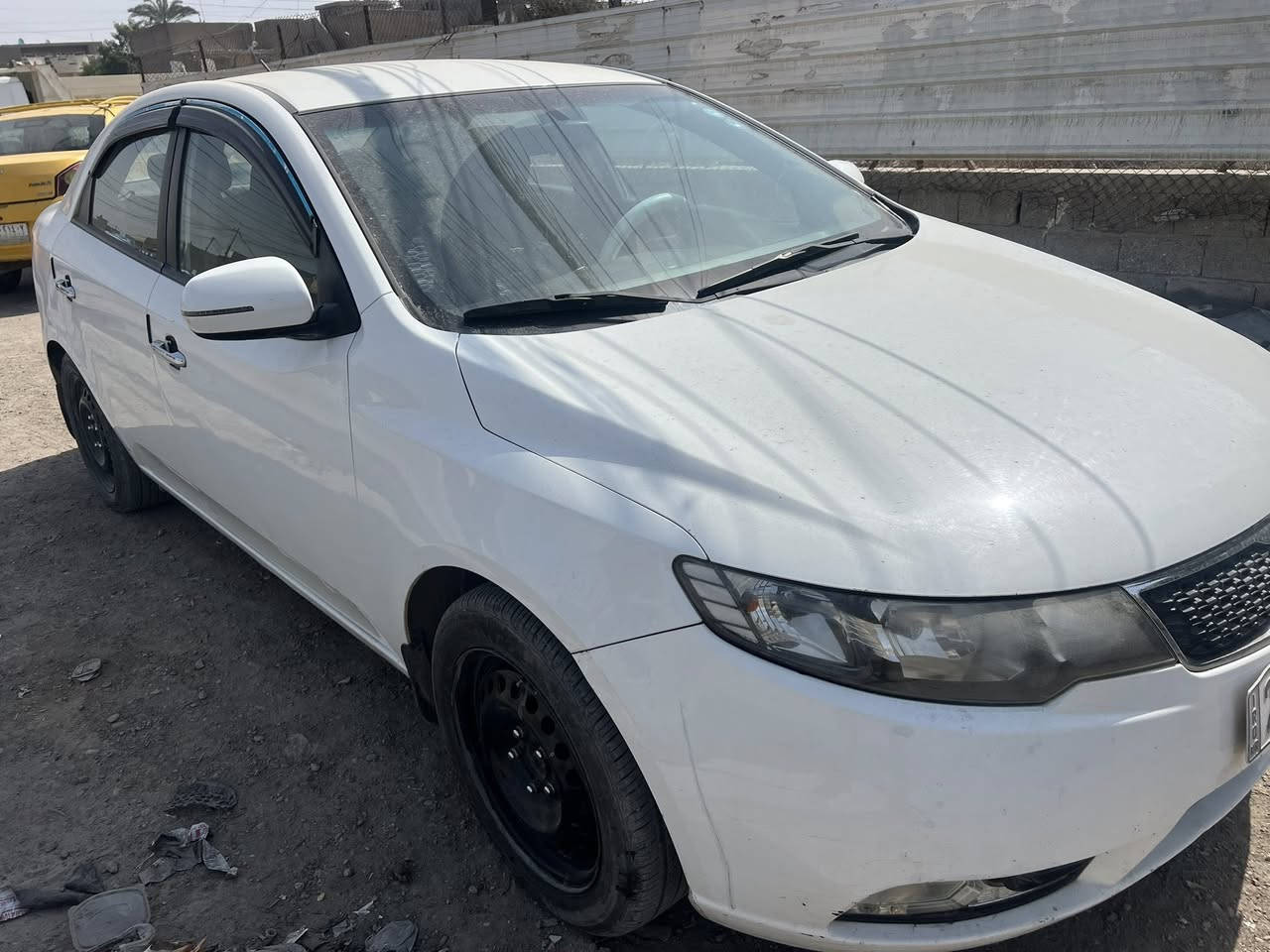 سيراتو موديل 2013 مكفوله كفاله عامه ماعده بارد بس بلباب سياره جاهزه مابيهه اي نقص محرك كير تبريد. كله شغال  بسمي مكاني بغداد المشتل  السعر 103 بيهه مجال 
*********** الشراي يتصل
