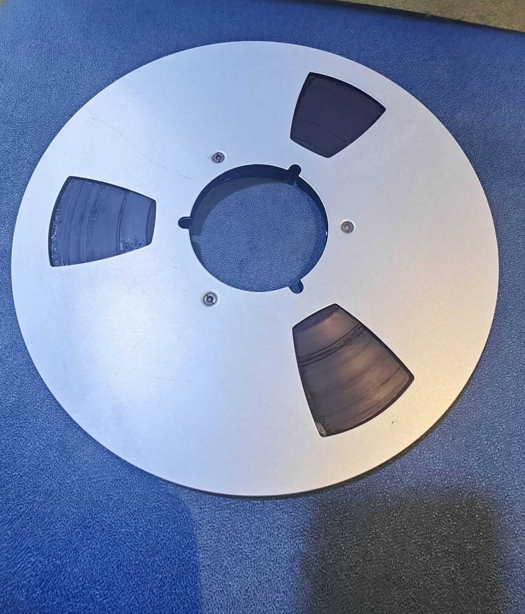 بكرة تيب المنيوم قياس 10.5 انج ابيع لأعلى سعر ***********
