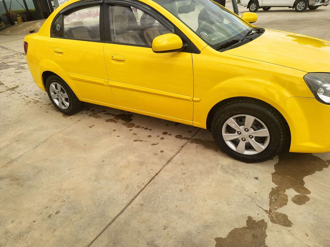 سلام عليكم سياره كيا ريو موديل 2011محرك 16 اني شرعي شرط تحويل بدون وكاله كربون بنزين مكان سياره موصل سياره شرط بدون ضرر السعر110بيها مجال السياره حلوه ***********////***********
