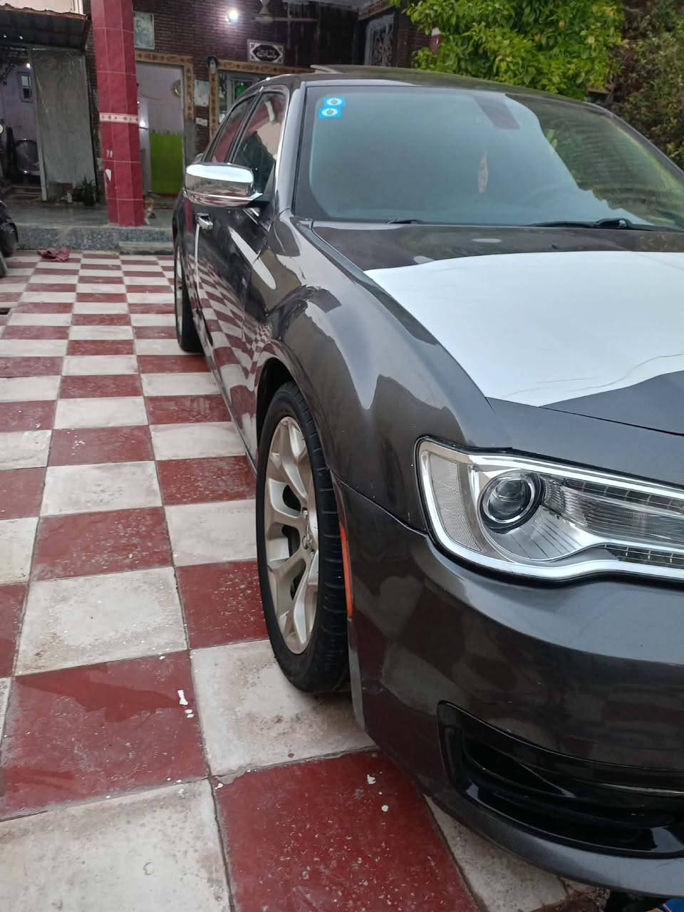 السلام عليكم 

أوباما للبيع موديل 16 أصل وارد امريكي حادث مال أمريكا موجود بالمنشور فقط بس حادث مكينه 3600 كير حداديه تبريد تخم تاير كله جديد مابيها كل نقص فول واحد عل واحد رقم بغداد باسمي انكليزي ماشيه 150 

السعر: 178 وبيه مجال 
مكاني :بابل 
للاستفسار:***********
