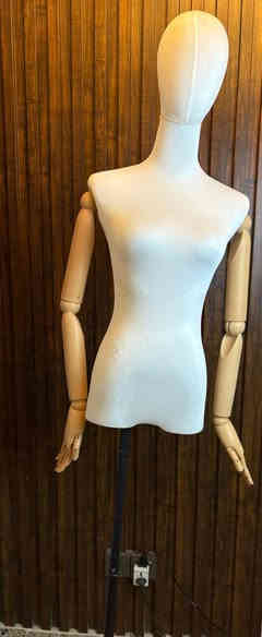 ملكان نسائي جديد
السعر 95 الف 
***********
