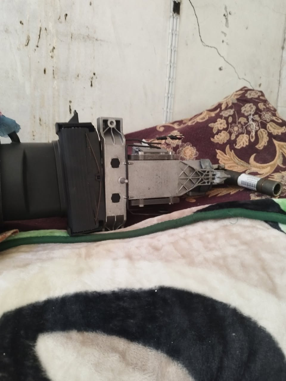 ستيرن جارجر 10 كامل مع يدت الاشاره شرط السعر 75 
المكان الديوانيه
رقم ***********
