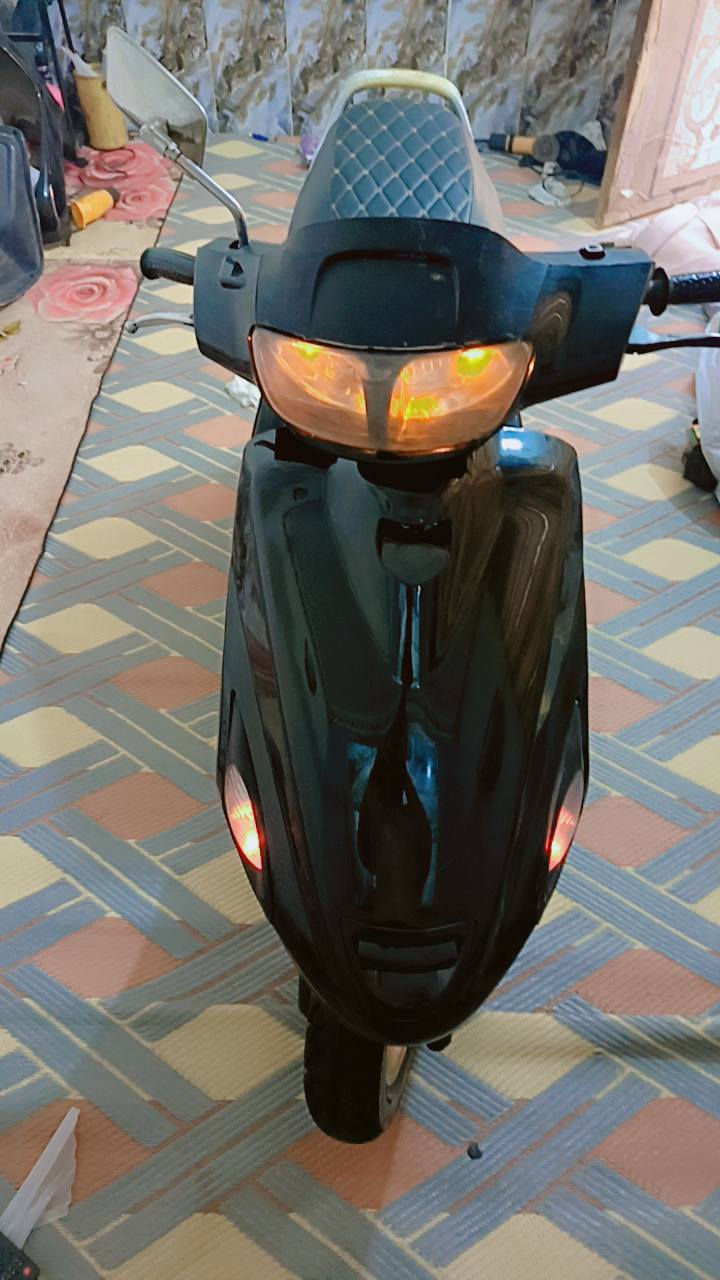 السلام عليكم دراجه جديده كلش سلف كهربائيات دراجه مال حاويه ستوى نازله شلعه معدل كلش  دراجه فحل بلادي السعر 550العنوان النجف  ***********
