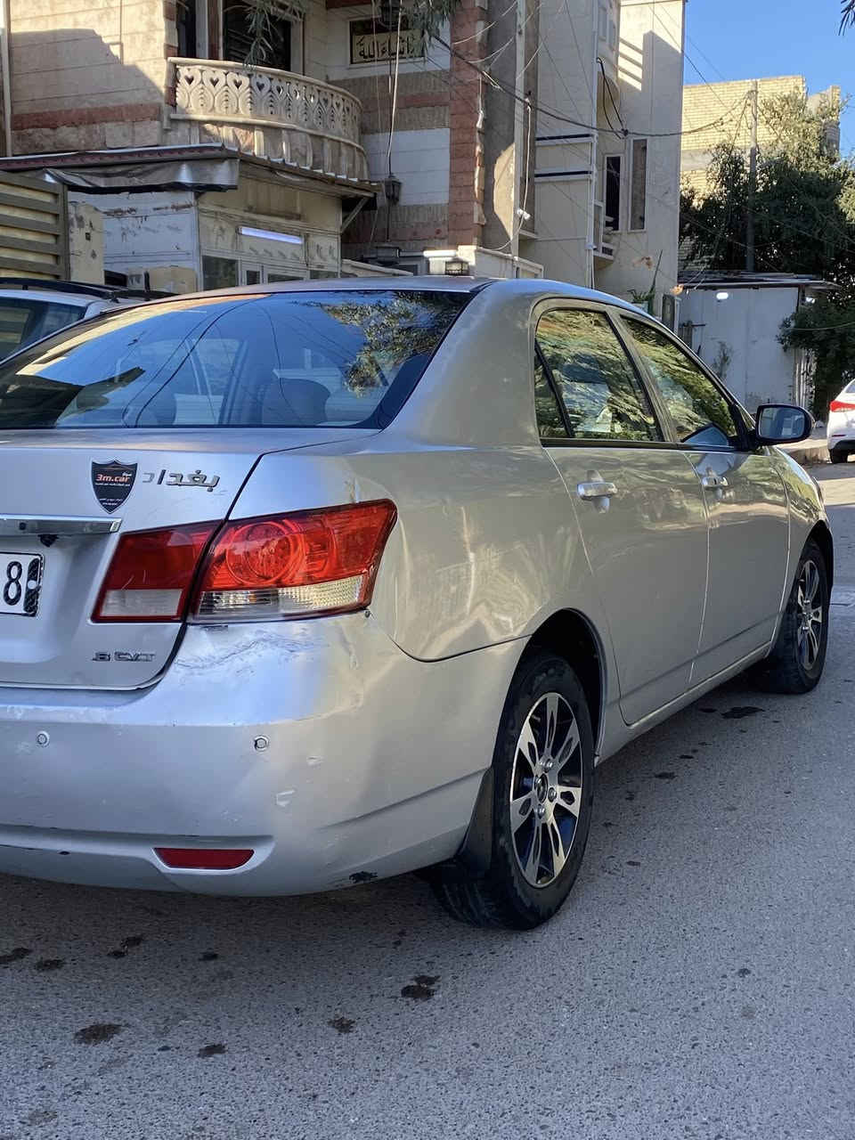 سلام عليكم
بيوايدي    G3  
مديل. 2016.  باسمي
رقمهه كربلة 
سيارة جاهزه و حلوة   و بدون حادث 
فقط ( جاملغ و باب خلف لسائق و خشم لبنيد صبغ ) فقط ولباقي كله مكفول   سعر 55 
***********   مكاني بغداد
