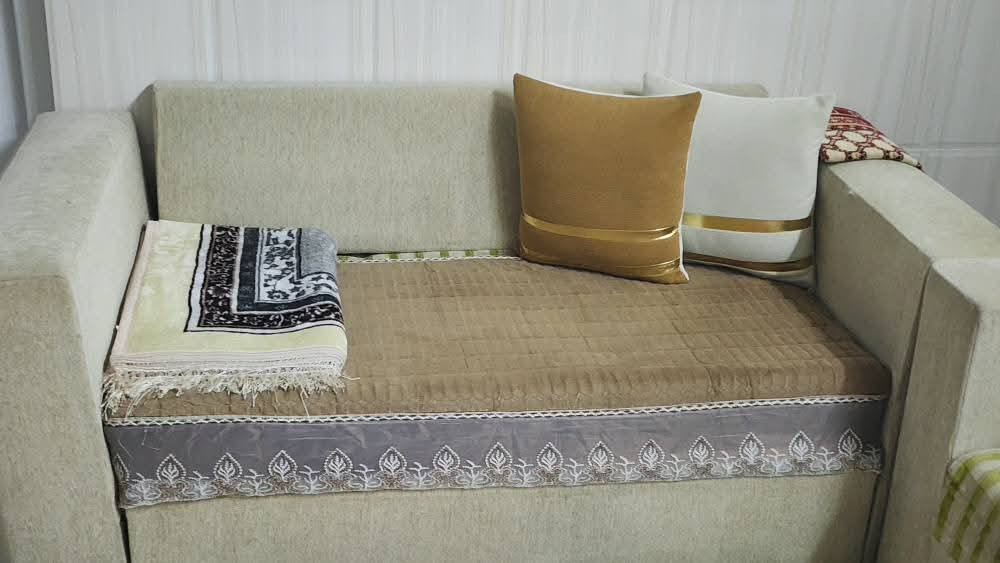 قنفات للبيع بـ75 الف
اربيل منطقة گزنة
*********** واتس
