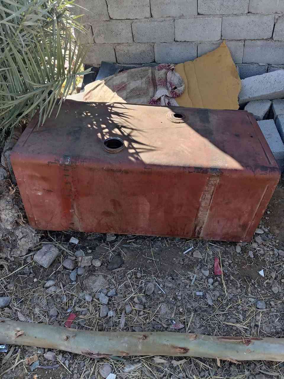 السلام عليكم تانكي بلادي للبيع المكان بغداد ابو غريب ***********
