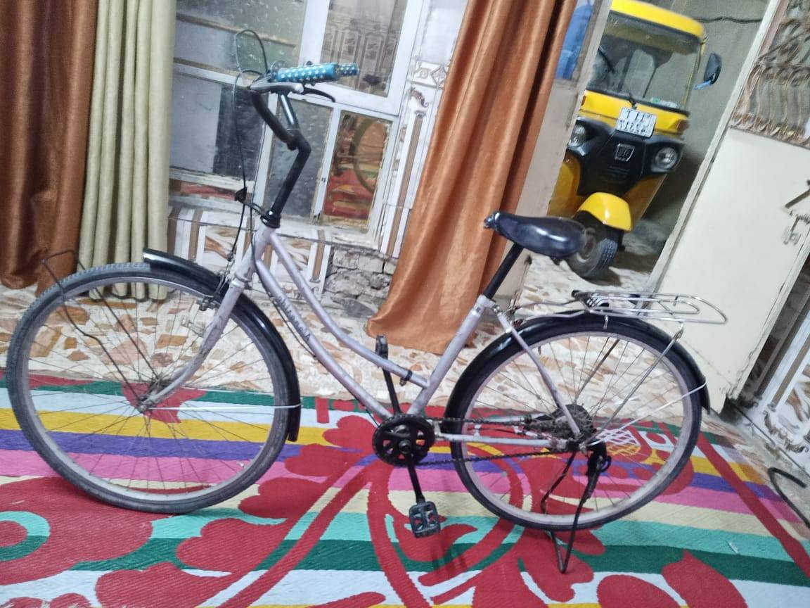 هاذ للبيع بناتي حجم ٢٦
جوابه جدد  بريكات شغاله 
جاملغات جدد بايسكل ياباني نضيف مابي كل نقص 
للبيع مكان الحسينيه الجريخي 
سعره ٦٠ وبي مجال


**إذا كنت صاحب هذا الإعلان وتريد حذفه لأي سبب، رجاءا أرسل رسالة إلى الدعم الفني**