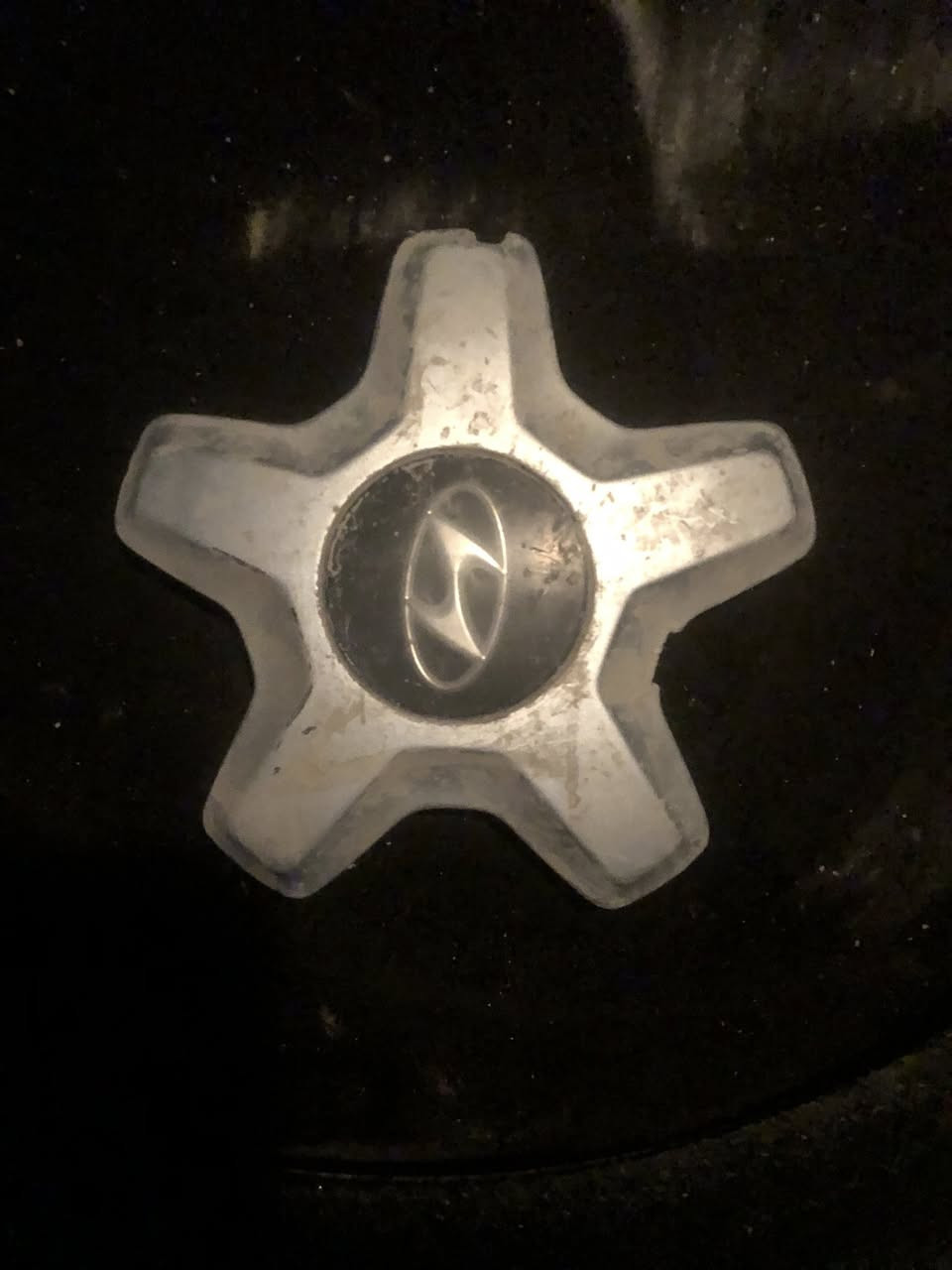 تخم كبات ازيرا مال هذا الويل كب بالصور وتاير حجم ١٩ نضيف جدا انتاج ٢٥ بغداد غزاليه ***********
