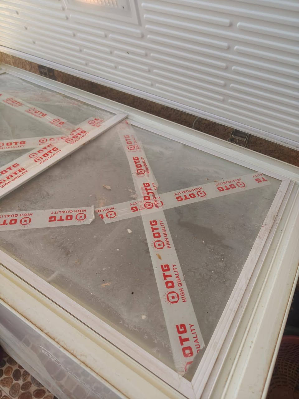 مجمدة للبيع السعر ٢٢٥
الرقم *********** بدون اي ضرر
