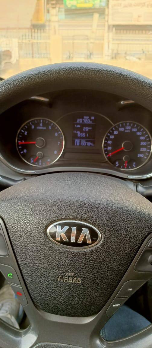 السلام عليكم
كيا سيراتو 2017 خليجي مكفوله من الضربه والصبغ فقط بارد قد شبر بالجاملغ الأيمن رقم بغداد ألماني بأسمي

السعر 135ورقه
مكاني بغداد الغزاليه ***********
