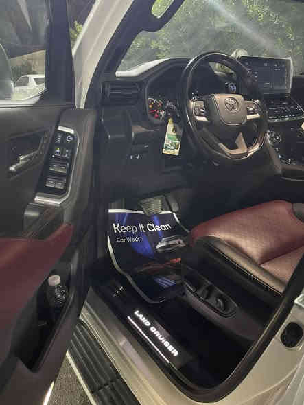 لانكروز 2022 VXR داخل احمر
ماشيه 47 رقم شمالي
بيها بارد جدا بسيط والباقه كفاله
مكان السياره بغداد
***********
***********
