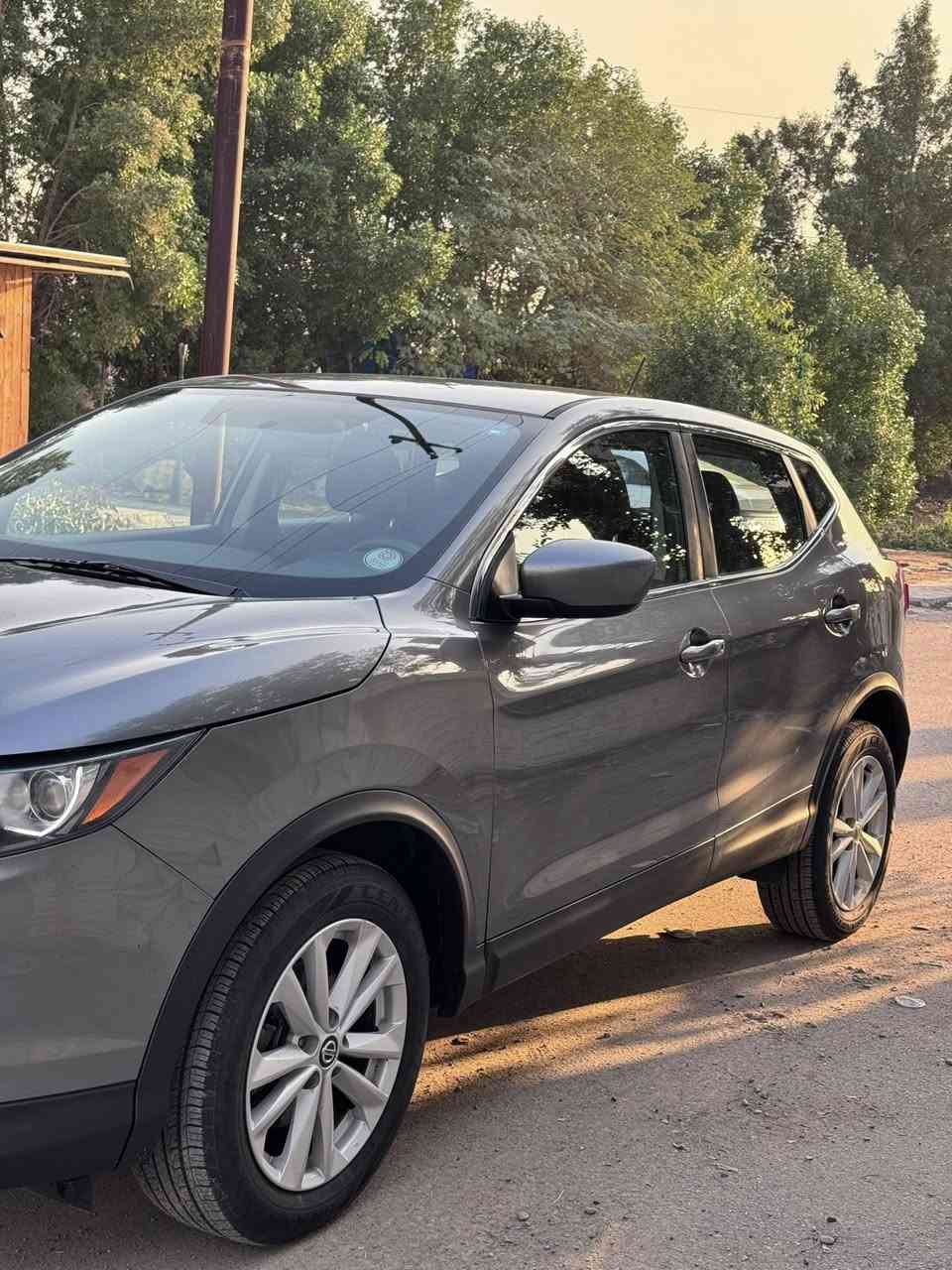 نيسان روج سبورت ٢٠١٧ رقم اربيل
السلام عليكم نيسان روج ٢٠١٧ 
بدون صبغ او بارد او حادث 
ماشيه ٨٢ الف 
حجم المحرك ٢٠٠٠ 
فور ويل درايف
شاشه اصليه وكامره 
لد امامي زنون
تحكم ستيرن وكروز سرعه
ويل كب
السياره جاهزه من كلشي وبدون نقص 

مكان السيارة اربيل 
السعر ١٣٨ ورقة 
الاتصال ***********
