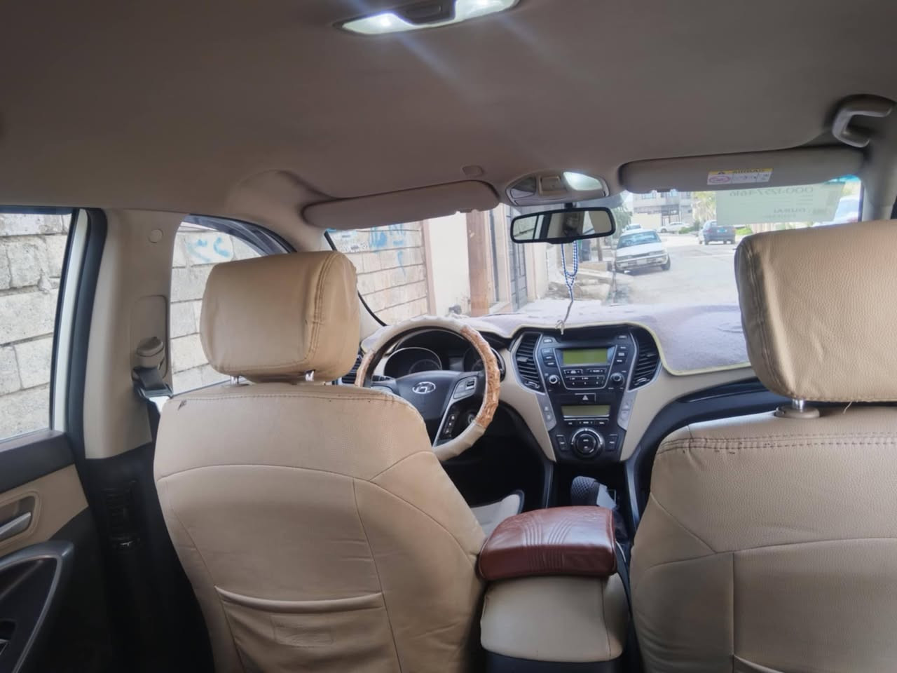 🌟🌟🌟 هواندي سنتافي..٢٠١٥  🌟🌟🌟
#ملاحظة_السياره_(بيع او مراوس ) 
رقم دهوك : السياره مجهزه رقم هزه سنويه جديد 
#السياره يوجد بطاقه الوقودية ⛽️⛽️⛽️
المواصفات: 
تحكم ستيرن جهتين 
شاشه وكامير حساسات 
كشن كهربائي 
مراه شفط 
اشاره فى مراه 
٧راكب 
٣ قطع تبريد 
السياره: محرك ٤ سلندر ٢٤٠٠ خليجي 
#محرك_وكير_مامفتوح.
#السعر ١٧٧ $ بيها مجال 
#الاتصال ***********_ ***********
#العنوان: الموصل _ الحمدانية
