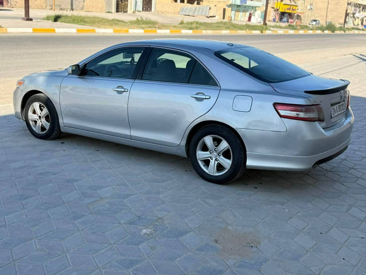 سلام عليكم كامري مديل 2011امريكي رقم دهوك شرط التحويل محرك وكير شرط صدر زين بيه قطعتين السعر 115 وبيه مجال او مراوس حسب الغناعه ***********
