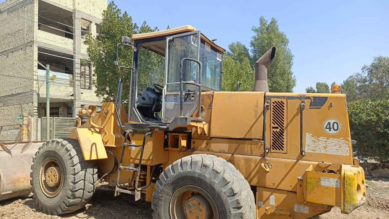 السلام عليكم اخوان شفل دايو للبيع كامل شرط الشغل المكان بغداد البلديات حجم ٧٠ شوف العين الشفل بدون رقم الهاتف ***********
