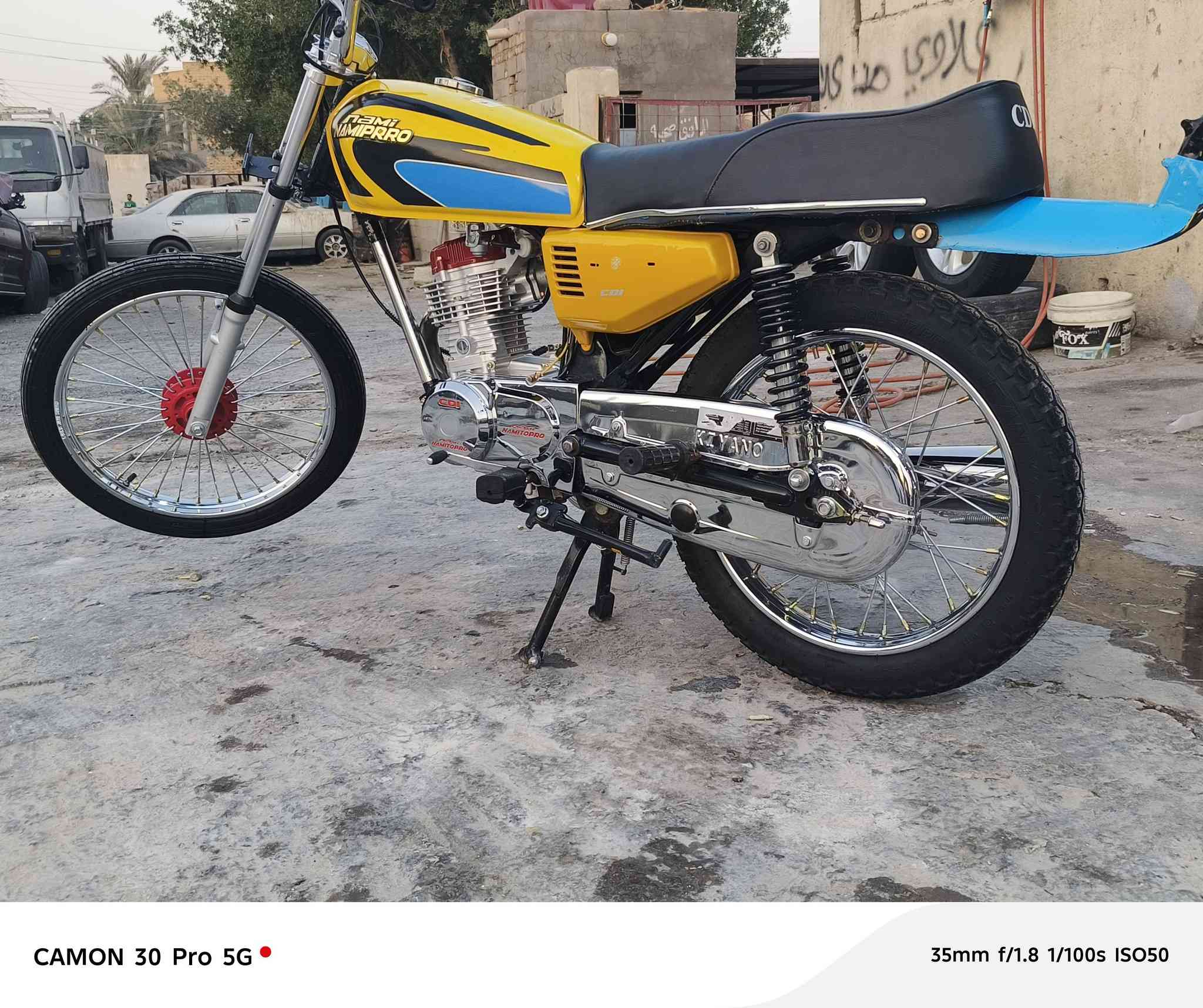 سلام عليكم شباب دراجة توه معمرة ماطالع بيه دراجة نضيفة تجي بعينك وشوف احلا من لبصورة سكنر 7اوراق وي الوصل زغير 
رايده 700 مستعجل علة بيعته ***********لمو شراي لايراسلني
