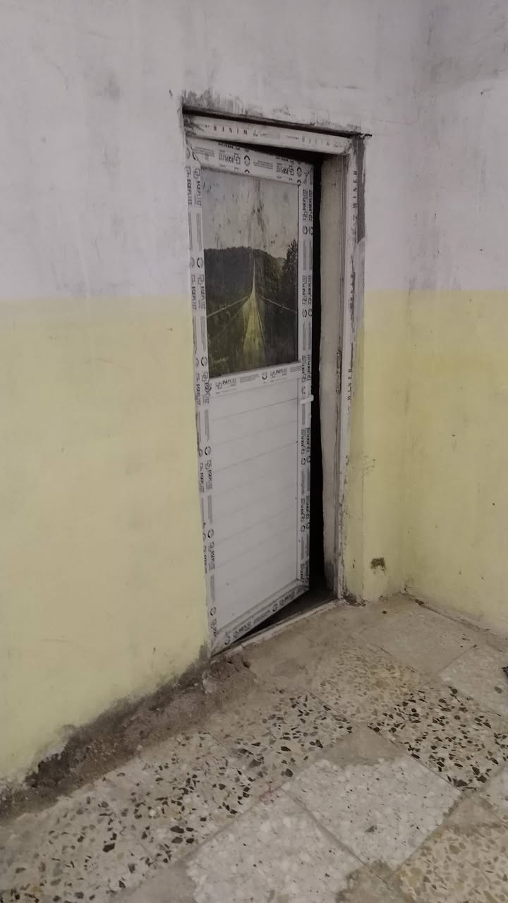 بيت للبيع مساحه 125 حي البتول
الزراعي شارع أبو الثلاجات قريب ع حسينيه حجي راضي
الاستفسار ع الخاص
*********** وتساب
سعر مناسب
كامل خدمات مي كهرباء سحب
السعر مناسب
