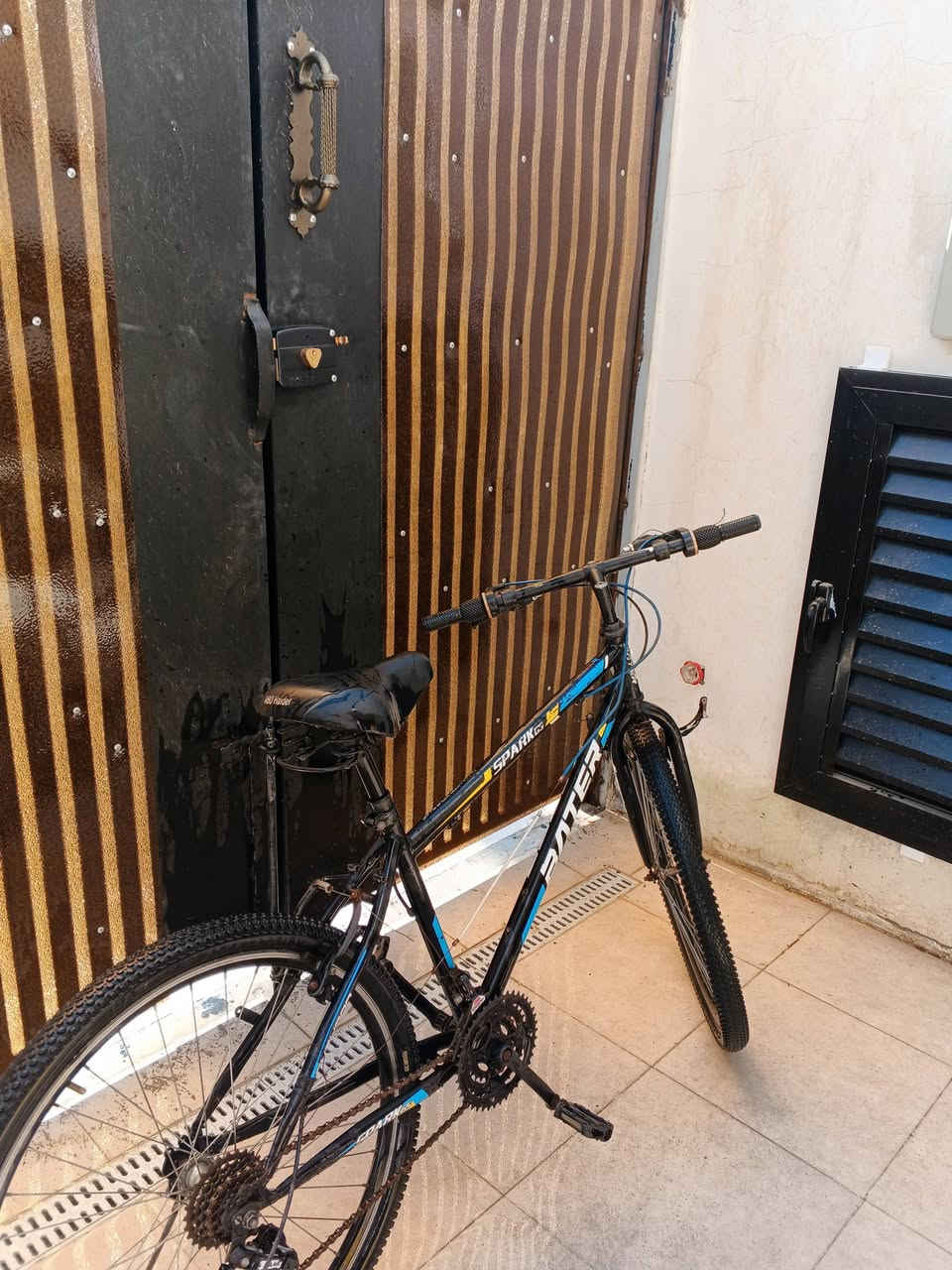 ✅بايسكل من شركهBATER
✅اشتريته قبل سنه ونص سرعته 65 
✅ التايرات اصليهXETRAH
✅ابرك واحد يشتغل الامامي
✅ كل شي نظيف وما ابي ولا عطل 
✅ السعر 95 وبي مجال


**إذا كنت صاحب هذا الإعلان وتريد حذفه لأي سبب، رجاءا أرسل رسالة إلى الدعم الفني**