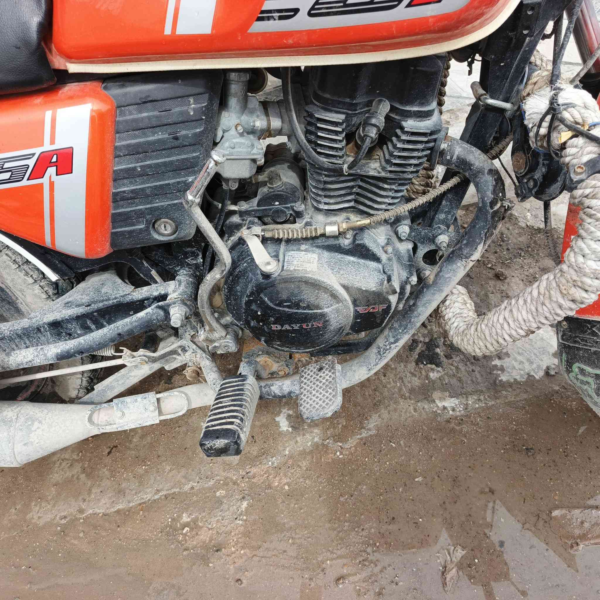 سلام وعليكم شباب دايون نفخ دراجه اوراق عداد حقيقي مو ديل ٢٣  سعرها 1750 مال متوازي بيع مستعجل  للستفسار*********** مكان نجف
