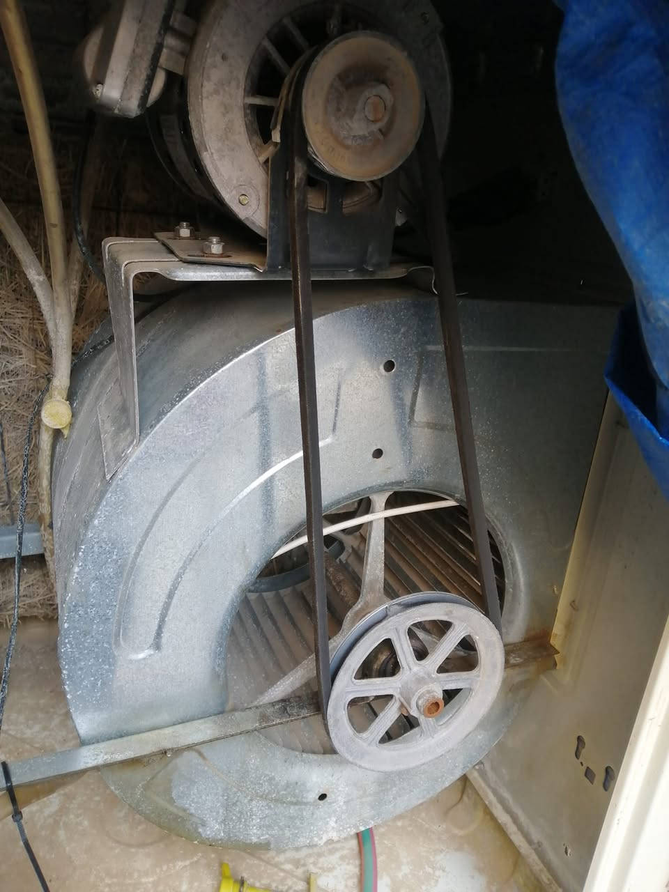 مبرده نظيفه ١٥٠الف وتنور٣٠الف مستخدم قليل متروك


**إذا كنت صاحب هذا الإعلان وتريد حذفه لأي سبب، رجاءا أرسل رسالة إلى الدعم الفني**