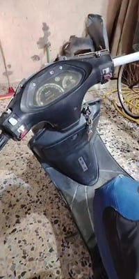 نجف حي الميلاد • شارع عشرين • دراجة نارية