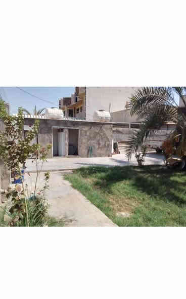 بيت لبيع طابو ملك صرف مساحته لبيت 500 متر لبيت يحتوي على 4 غرف نوم ومطبخ وهول وحمام  داخلي وستغبال خارجي وصحيات خارجيه لعنوان لجعاره يم لغابات مغابيل لمطاعم مغابيل مطعم حجي زوين ومطعم كرم المداءن يبعد عن لشارع لعام 100 لسعر 400 وبي مجال هاذ رقمي بي واتساب ***********
