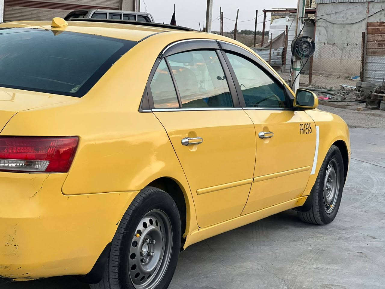 اللبيع ومراوس سوناتا ٢٠٠٧ امريكي بيها  جاملق أمامي فوول مواصفات السعر ٧٧ورقه مكان الناصرية 
‏‪0784 790 7895‬‏
