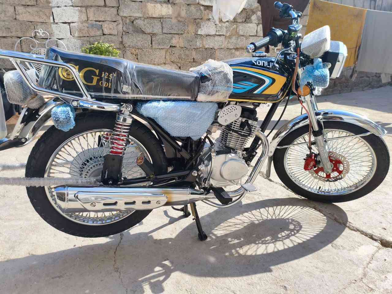 سلام عليكم دراجه تايكر للبيع موديل 2025 دراجه نضافته سولف كفاله عامه دراجه زيرو ماصار اقل شهر من اخذته من وكيل  سعر 800 وبيه مجال قليل اذا مي عجبك سعر عبر لمنشور سوك كلشي بي اللاستفسار عله رقم ***********
