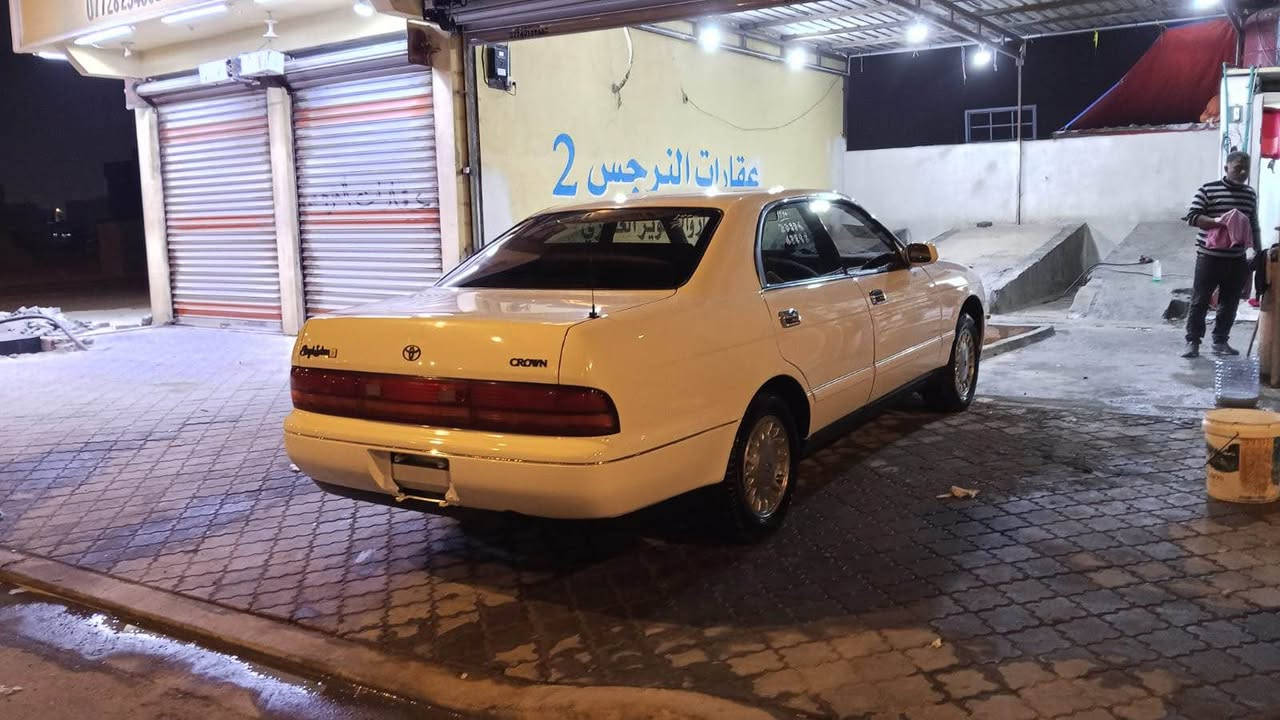 تيوتا كراون بطه.متصل 
سياره مال مزاد سيارة بأسمي 
موديل 1995
سيارة مكفوله من الكص والنقل والعيب الشرعي تجي وتشوفها انضف بعد من الصور 
السعر 87 ورقه وبيها مجال للشراي
 الهاتف:- ***********
متوفر فقط واتساب وا اتصال البصرة, العراق
