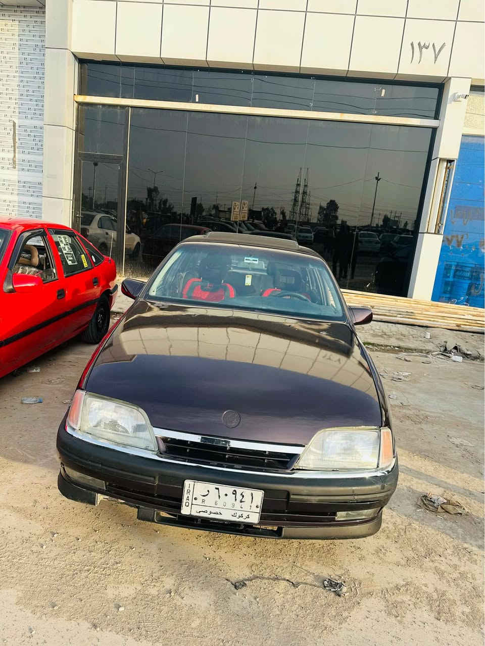 اوبل اومیکا للبیع 
مودیل  ١٩٩٢ مواصفيات CD  فول فول مواصفات 
سقف سلايت ٤ جام كهرباي قفل مركزي مكينه ٢٠ كير و مكينة و اكسل بشرط لا صرف و لا بخار تاير جديد ايرفلو كبس اوروبي ايسي جديد سياره مابي كلوب نقص عل ايدي امعمر دعامي لل دعامي صبغ جديد و حتي مامسوين بوليش  سعرها ٣٦ و بي مجال لل طيبين 
مكاني كركوك قادسية 
خاص مفتوح 
*********** كركوك, العراق
