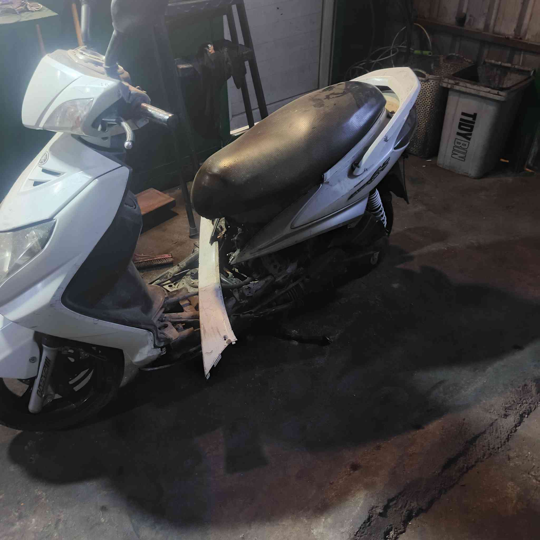 سلام عليكم لبيع كوم حديد


**إذا كنت صاحب هذا الإعلان وتريد حذفه لأي سبب، رجاءا أرسل رسالة إلى الدعم الفني**