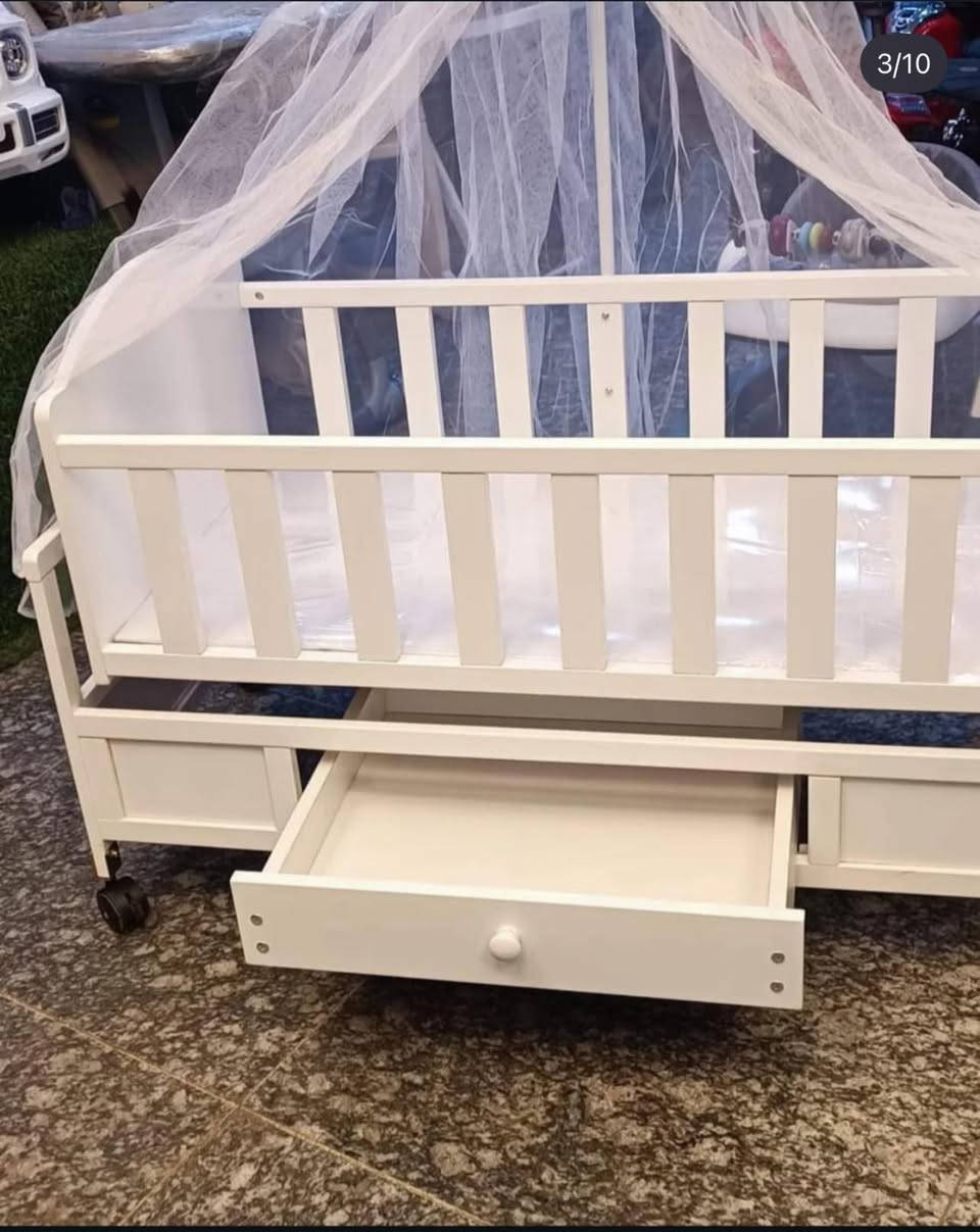 سرير اطفال للبيع
نظافه 90‎%‎
ويا دوشگ مال اطفال و ناموسيه
سعره 60 وبي مجال


**إذا كنت صاحب هذا الإعلان وتريد حذفه لأي سبب، رجاءا أرسل رسالة إلى الدعم الفني**