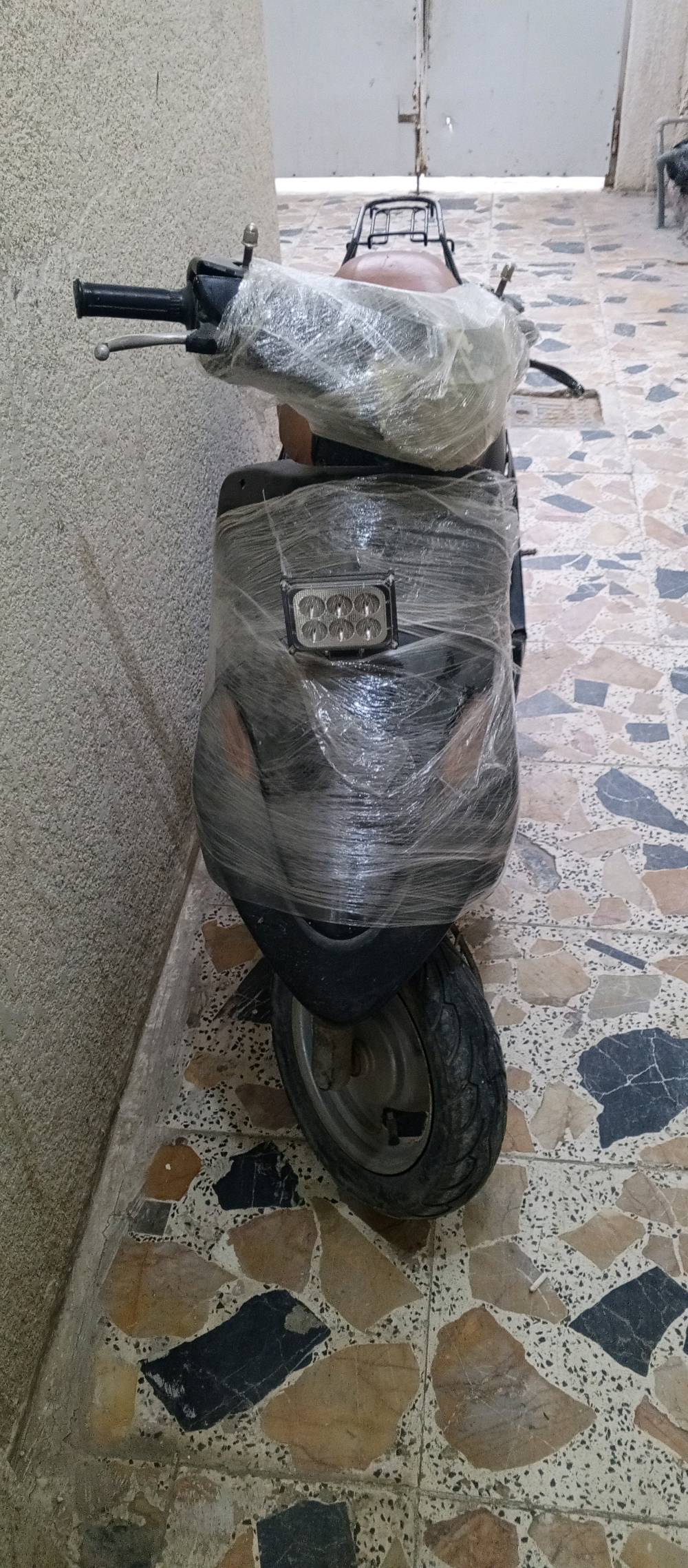 العنوان العماره سيد جميل شارع عشرين 