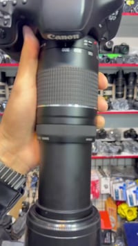 كانون 7D • عدسة 75-300 • كاميرا DSLR