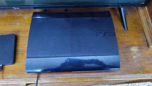 سلام عليكم بلي 3 سوبر سلم ذاكرته ٣٢٠ جهاز ويا جوستكين اوغراضه كامله والعاب بلفديو اويا هارد حجم ٣٢٠ بي ٣٠ لعبه 
سعره ١٢٠ بدون الهارد ١٠٠ قفله بدون عمله مكاني بغداد الحريه ماعندي توصيل شراي اتصل ***********
