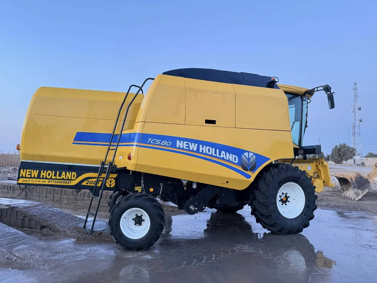 السلام عليكم 
حاصده نيوهولند اوربي 
موديل 2024  5.80
طبله 17 قلاب 
فرندكسن سلايت دبل بستم 
دبل درام خمسه بلم هايدرو 
انجكتر   
فول مواصفات  مشتغل قليل 
رقم الهاتف  ***********
