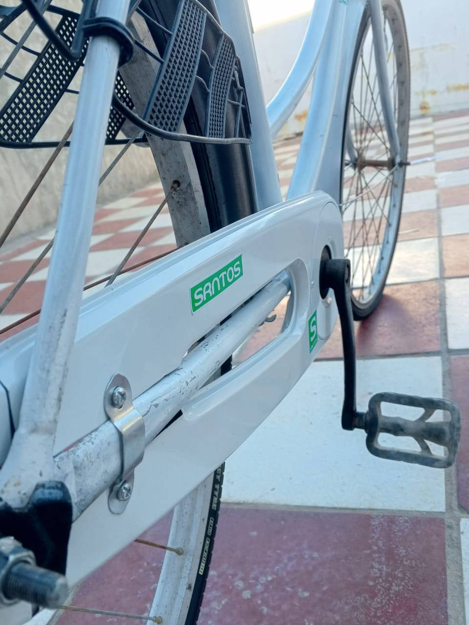 سلام عليكم ورحمه الله وبركاته باسكل للبيع جديد النضافة واضحة موديل 19 شركة سانتوس كامل مكمل مابي نقص لو برغي المكان بابل الحله لاستفسار *********** السعر 65 أو بي مجال ملاحظه مكلف بلنشر
