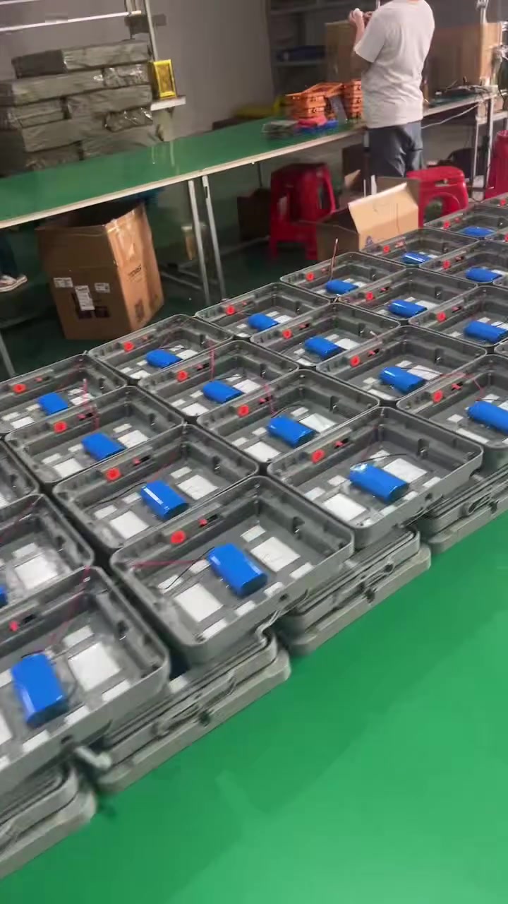 Solar outdoor lights - direct from factory, highly efficient and energy-saving, waterproof and durable. We accept orders - looking forward to working with you 🤝


**إذا كنت صاحب هذا الإعلان وتريد حذفه لأي سبب، رجاءا أرسل رسالة إلى الدعم الفني**