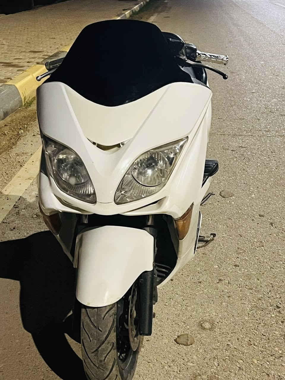 فورزه البيع صفر 8دراجه نضيف بعده جديده نفس بلصوره مكفوله كافله عامه كير شغال كهربايتات كله شغاله ما بيه يي نقص 
مكان واسط قضاء الزبيديه 
الاستفسار 
***********

‭0782 481 4500‬

‭0771 564 7235‬
