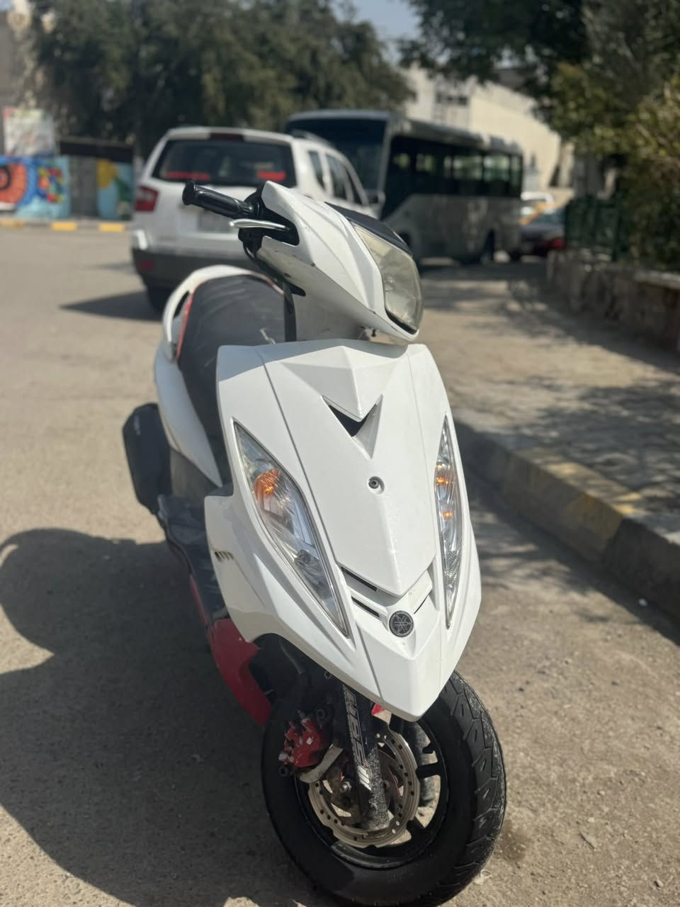 سلام عليكم دراجه جيتي ار
دراجه مثل ماشوف بل صوره دراجه خير من الله شلعه معدل دراجه ختم واحد من طول ال طول دراجه نضيفه 
السعر اتصال او تساب 
 
***********
وال مو شراي لا تعبني يرحم اهلك
