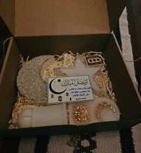 تجهيز شموع رمضانية لأحد زبائننا  تم عمل شموع باللون الابيض الملصع بالك...