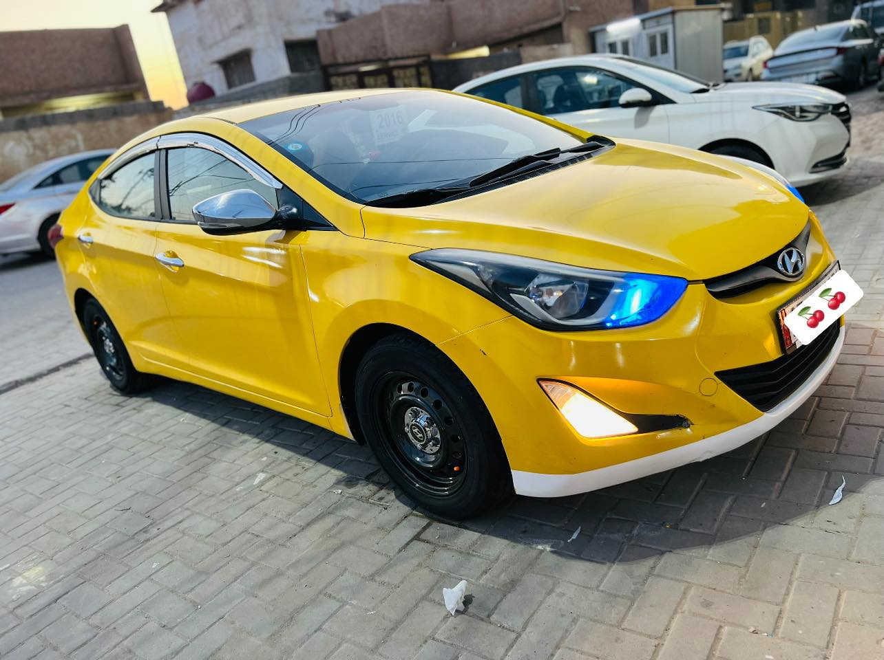 السلام عليكم النتره خليجي 2015 محرك 1600 جاهزه رقم مثنئ دولي تحويل مباشر  مصفره هيئه وغرمات تبريد ثلج كير مكينه خير من الله حداديه زينه شاشه تحكم تبريد قطعتين 
بيه جاملغ تبديل بدون دواخل والباقي كفاله السعر 100وبيه مجال بصيط ستفسار *********** 
واتساب ***********
