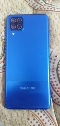 موبايل A12 سعره ١٠٠ بيه مجال 07700727593