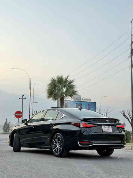 ‼️ الفخامة اليابانية لكزس ‼️
موديل : ( 2025 )
لكزس ES300H وارد امريكي ( كلين تايتل )مكفولة كفالة عامة من الحادث والصبغ والتعديل والغرق والسرقة  استيراد خاص من امريكا ماشي قليل ثلاث الف ميل فقط ..

مكينة هايبرد 

مواصفات :
*بصمة 
*سلايد 
*كشنات جلد
*كشنات تدفى وتبريد 
*كشنات كهرب 
*تدفى بالستيرن 
*عصى تحكم وضعيات قيادة 
*كروز سرعة 
*مثبت مسار 
*ستيرن كهرب
*شفتات بالستيرن 
*شحن لاسلكي 
*خزن كشنات ثلاث وضعيات 
*تبريد قطعتين 
*مري كهرب تغلق 
*اوتو هولد 
*هندبريك دكمة 
ومواصفات الفخامة ماتخلص باللكزس 

مكان السيارة دهوك معارض الجديدة 

السعر : 395$ 

للاستفسار الاتصال على الرقم 

***********
